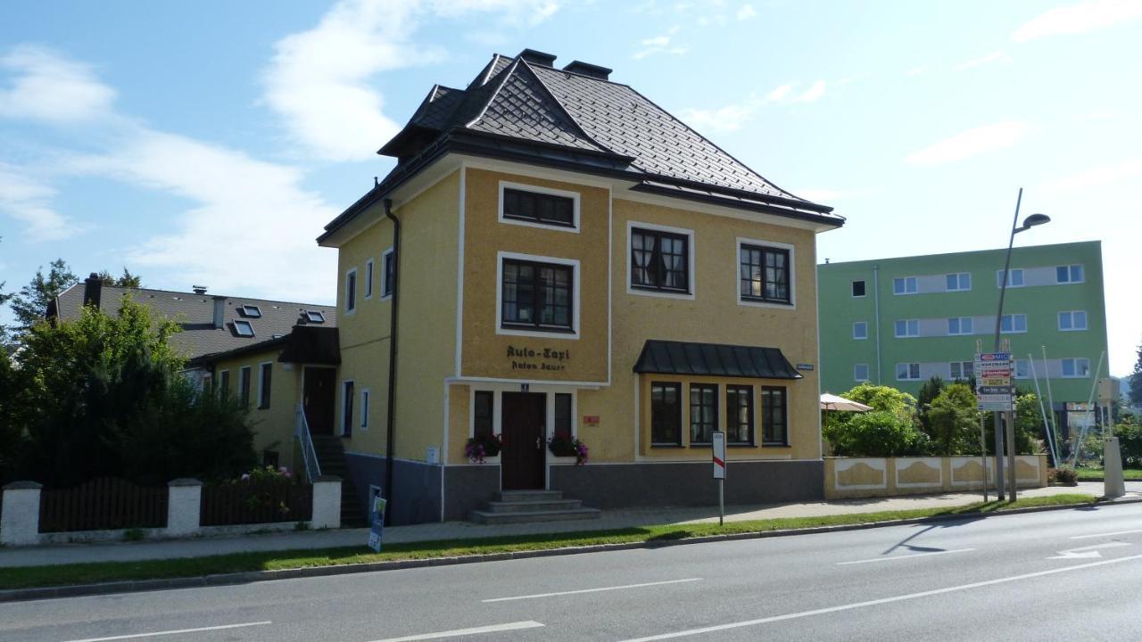 Cityhostel Визелбург Екстериор снимка